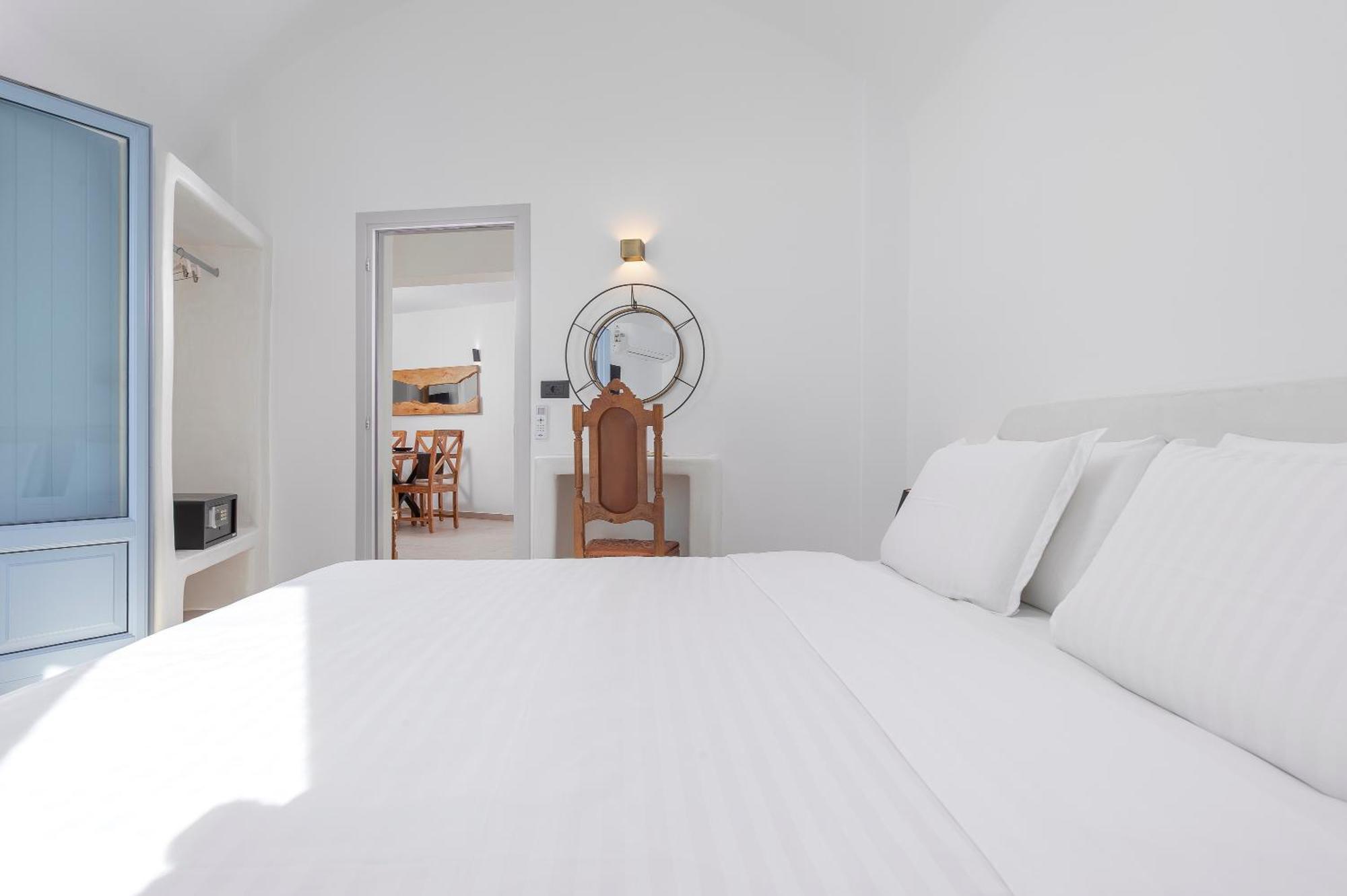 Sole D'Oro Luxury Suites Oia  Phòng bức ảnh