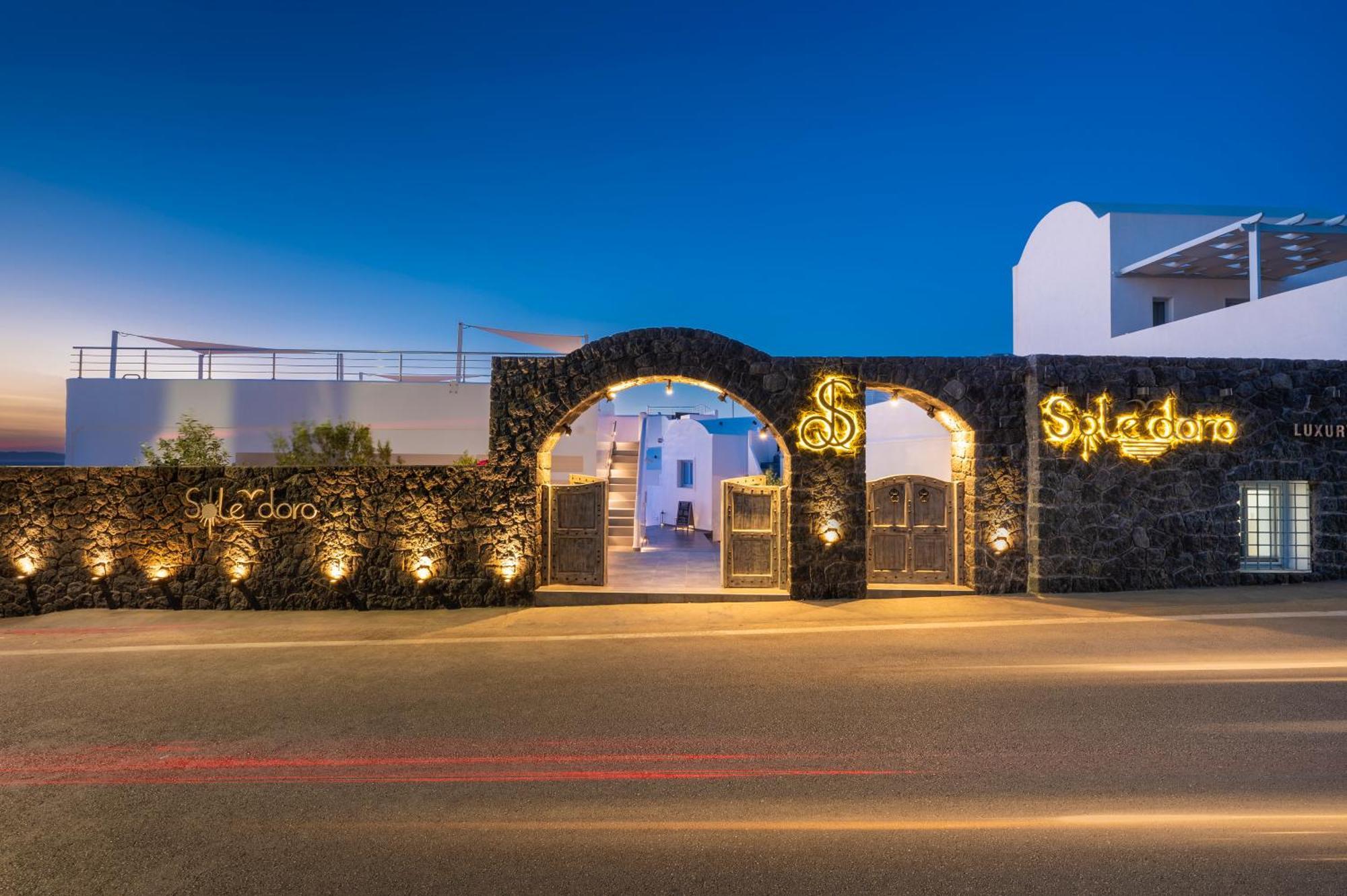 Sole D'Oro Luxury Suites Oia  Ngoại thất bức ảnh